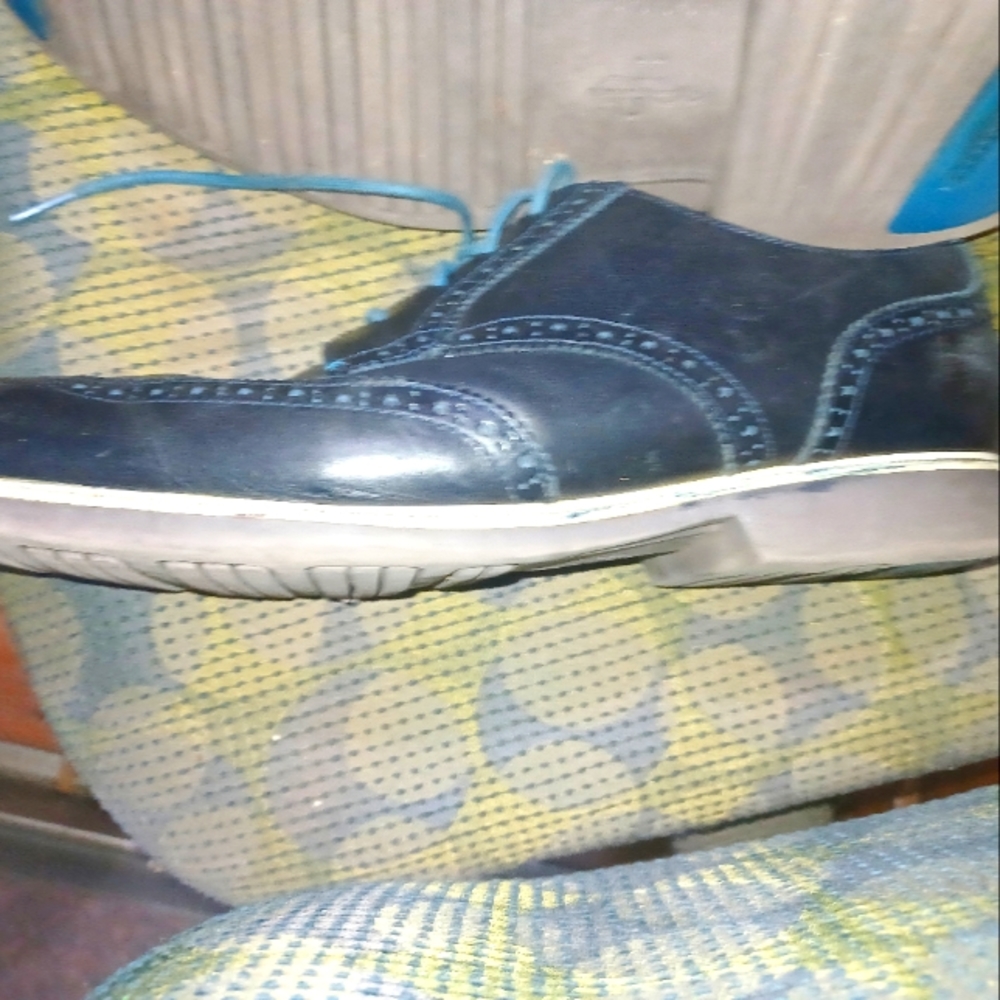 Colhaan  Leather  shoe used